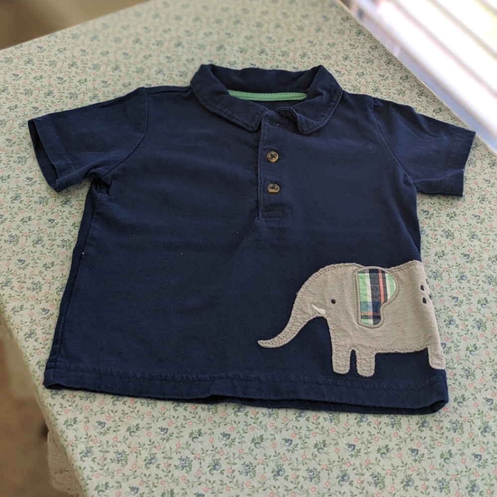 🔥 FREE 🔥 Carter's 18M Collared Button up baby Shirt